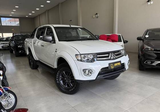 MITSUBISHI L200 TRITON 2.4 GL 4X2 CD 16V FLEX 4P MANUAL